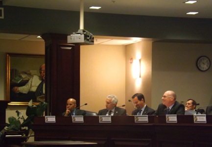 State RRep. David Santiago leads discussion over Daytona International Speedway / Headline Surfer