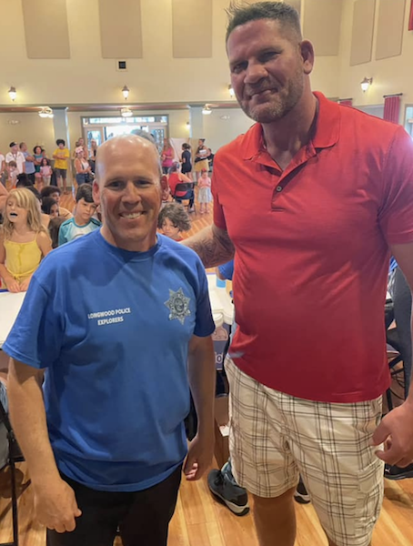 Longwood Mayor Matt Morgan with Longwood Police Chief David Dowda / Headline Surfer