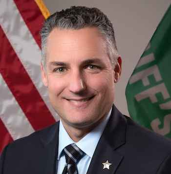 Seminole County Sheriff Dennis Lemma / Headline Surfer