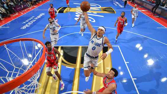 Frank Black powers Orlando Magic in win at 76ers / Headline Surfer