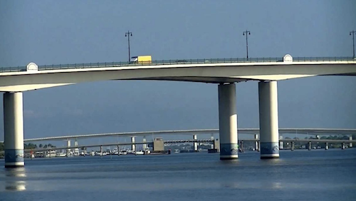 Seabreeze Bridge reopens / Headline Surfer