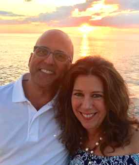 Donald and Joy Zerivitz / Headline Surfer